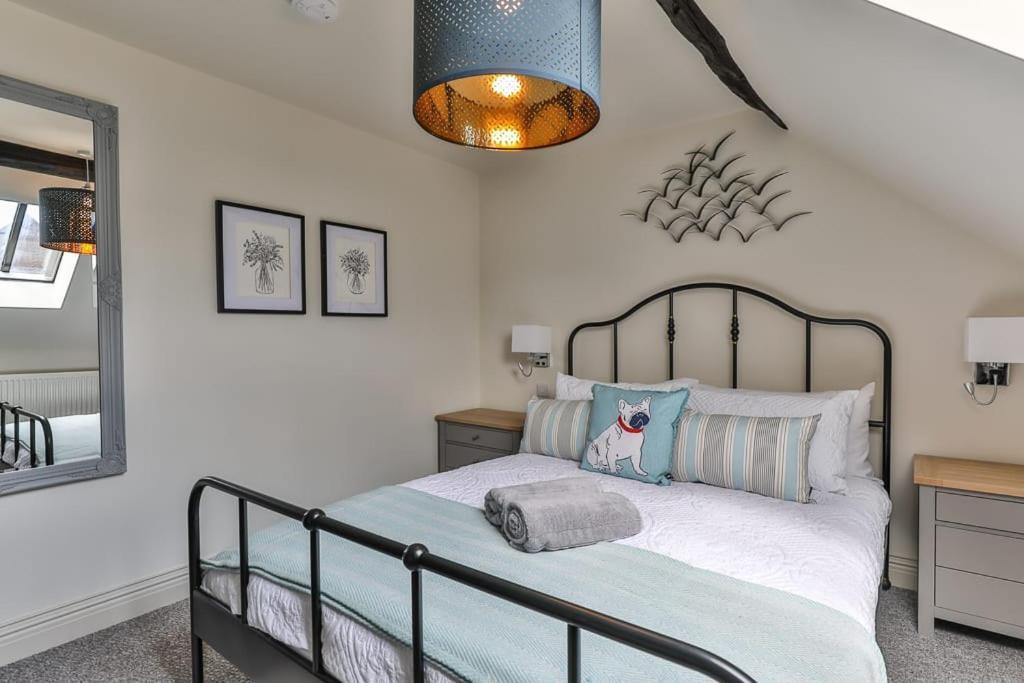 Paradise Square - Remodelled 18Th Century Apartme Sheffield Esterno foto
